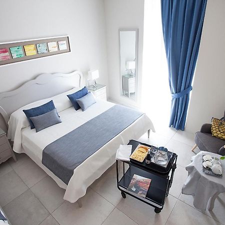 Residenza San Ferdinando Otel Napoli Dış mekan fotoğraf