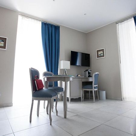 Residenza San Ferdinando Otel Napoli Dış mekan fotoğraf