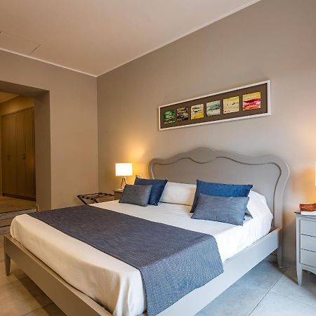 Residenza San Ferdinando Otel Napoli Dış mekan fotoğraf