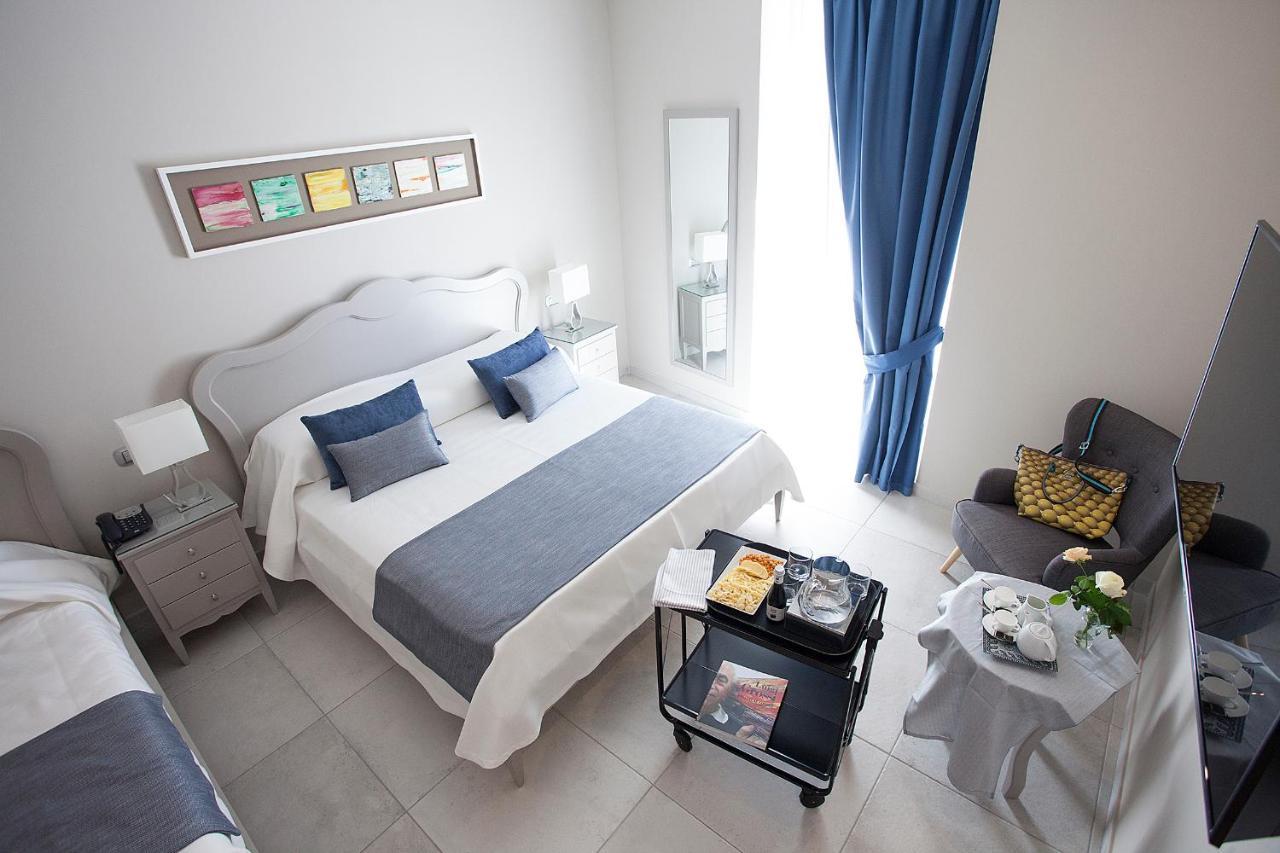 Residenza San Ferdinando Otel Napoli Dış mekan fotoğraf
