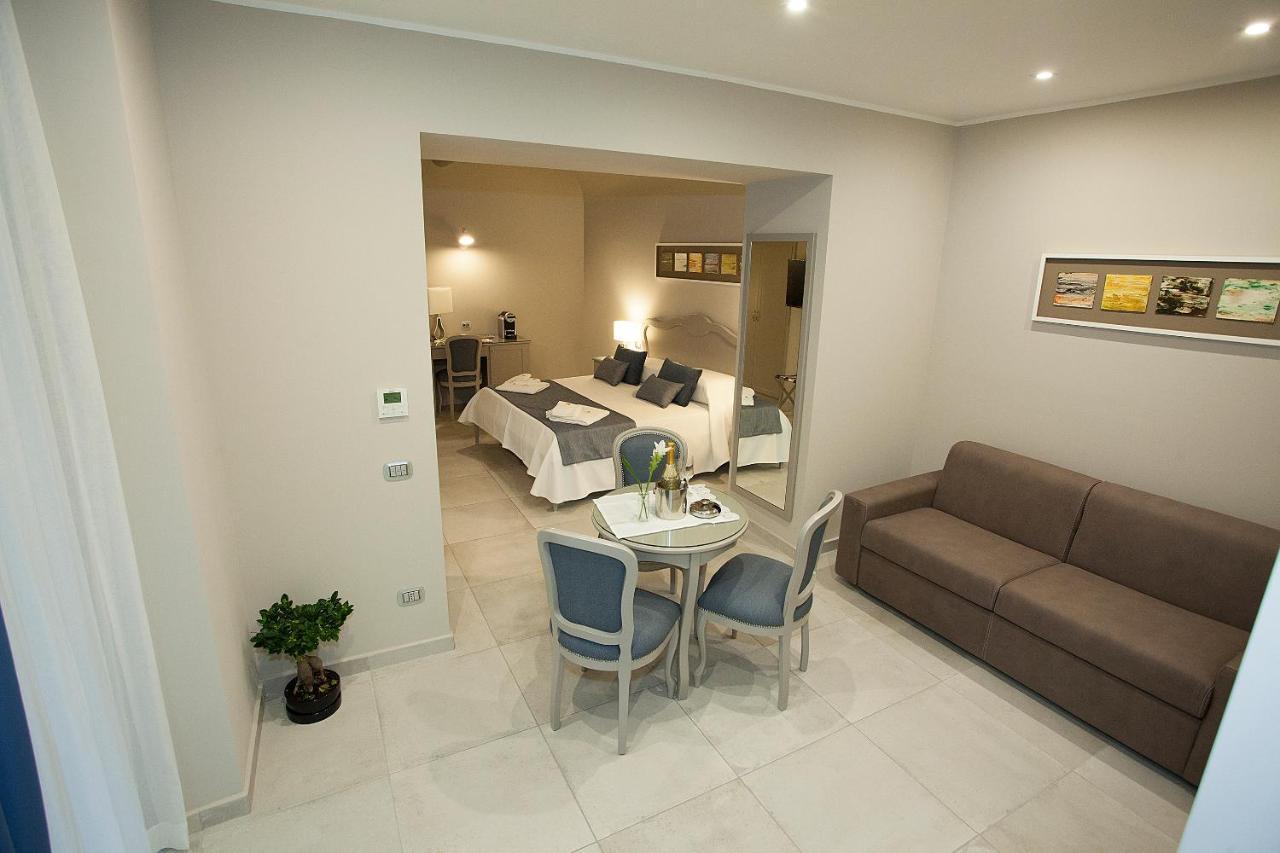 Residenza San Ferdinando Otel Napoli Dış mekan fotoğraf