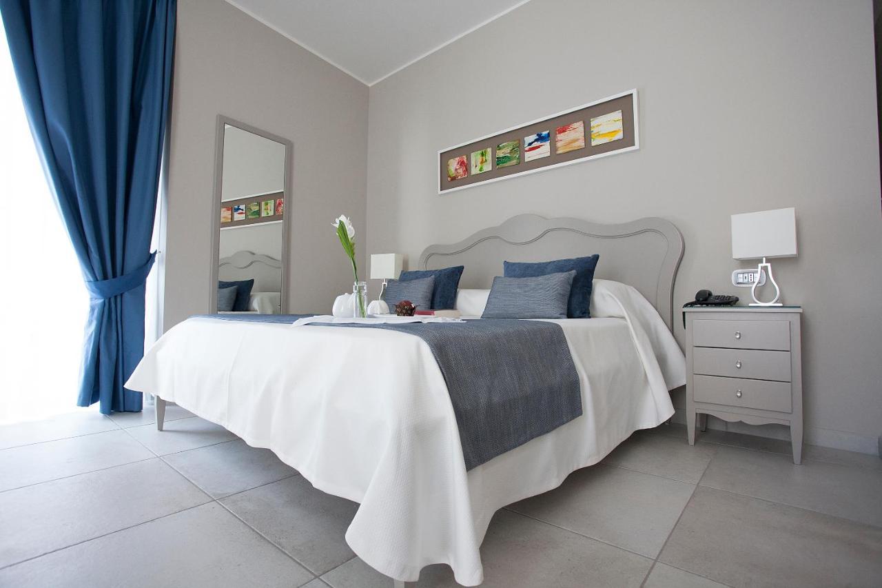 Residenza San Ferdinando Otel Napoli Dış mekan fotoğraf