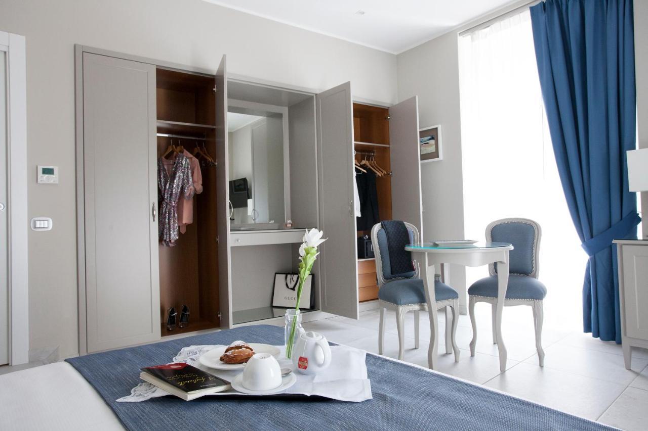 Residenza San Ferdinando Otel Napoli Dış mekan fotoğraf