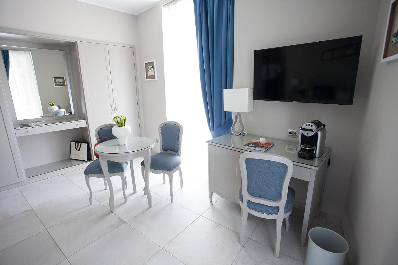 Residenza San Ferdinando Otel Napoli Dış mekan fotoğraf