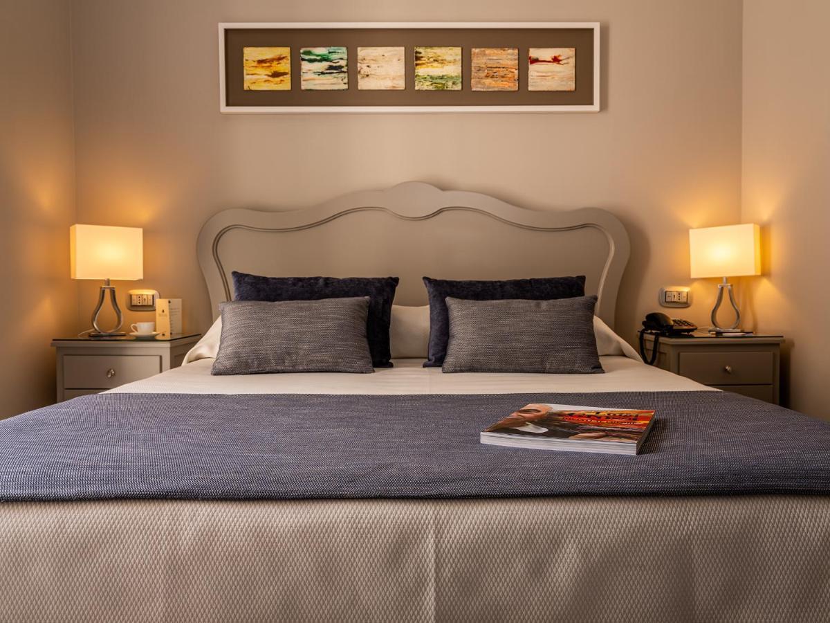 Residenza San Ferdinando Otel Napoli Dış mekan fotoğraf