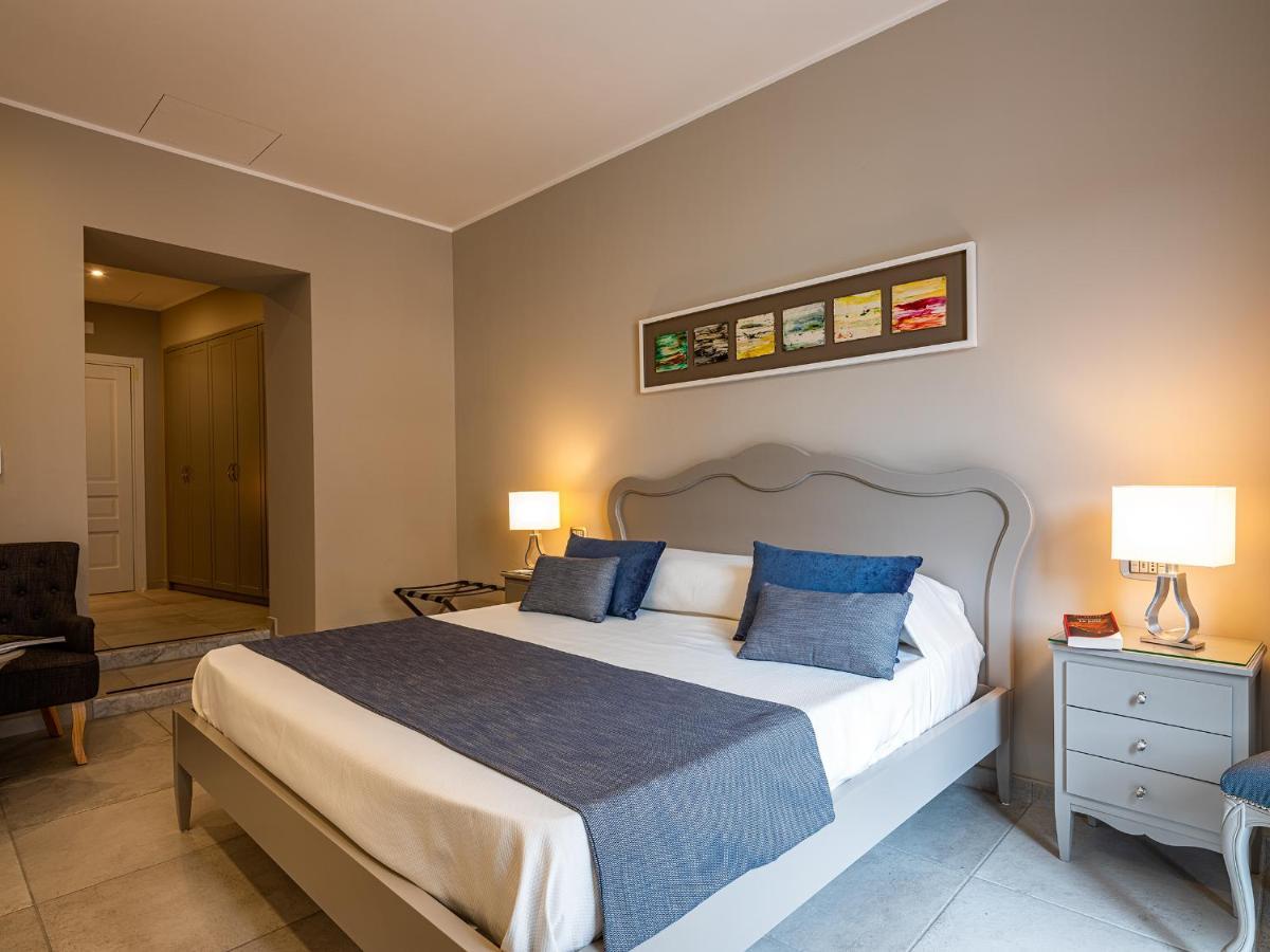 Residenza San Ferdinando Otel Napoli Dış mekan fotoğraf