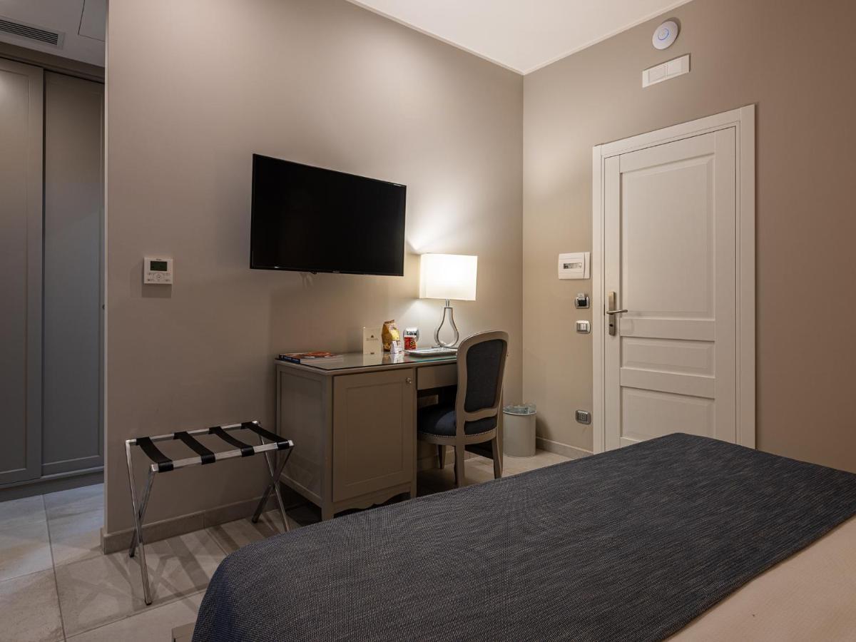 Residenza San Ferdinando Otel Napoli Dış mekan fotoğraf