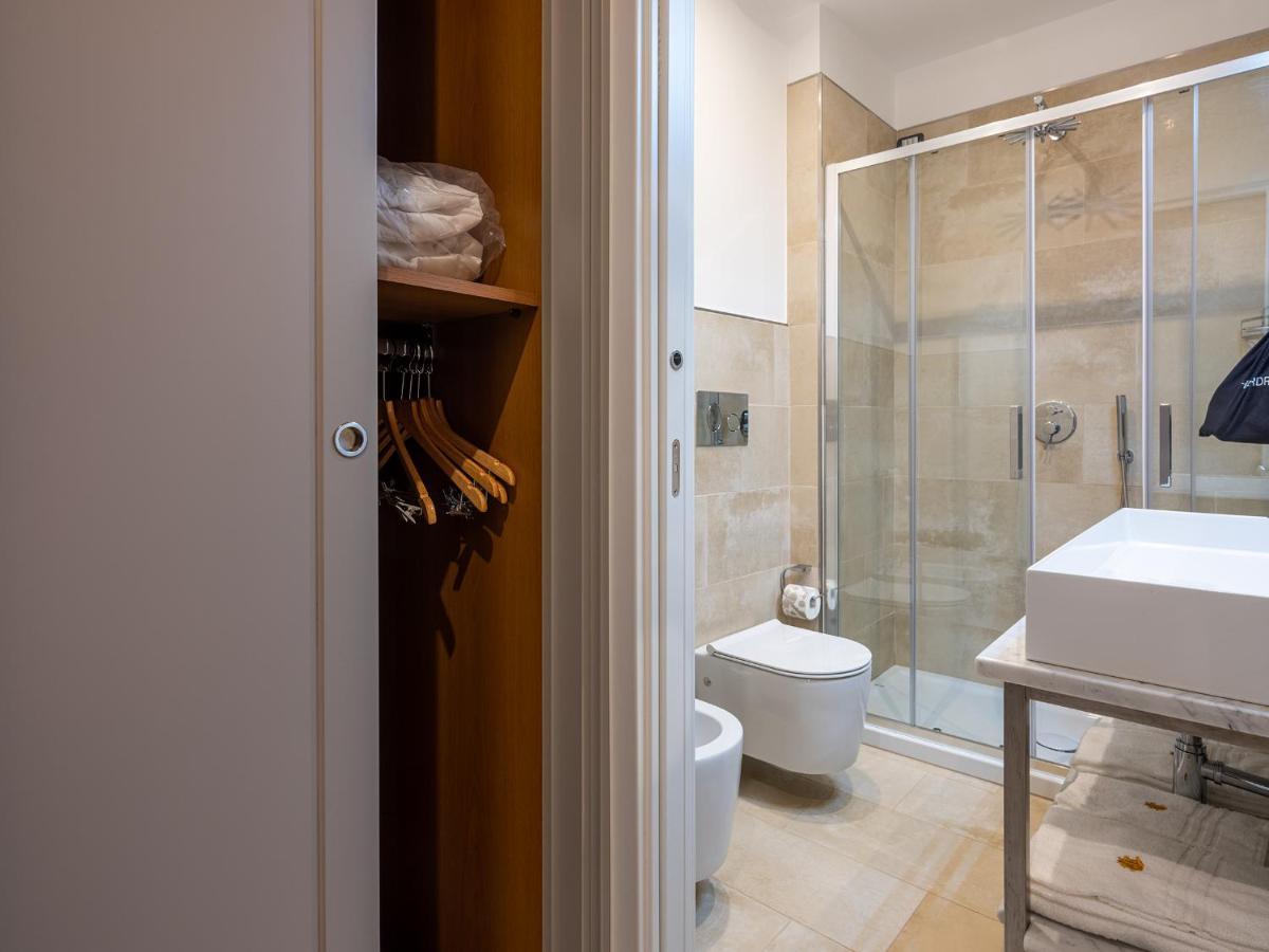 Residenza San Ferdinando Otel Napoli Dış mekan fotoğraf