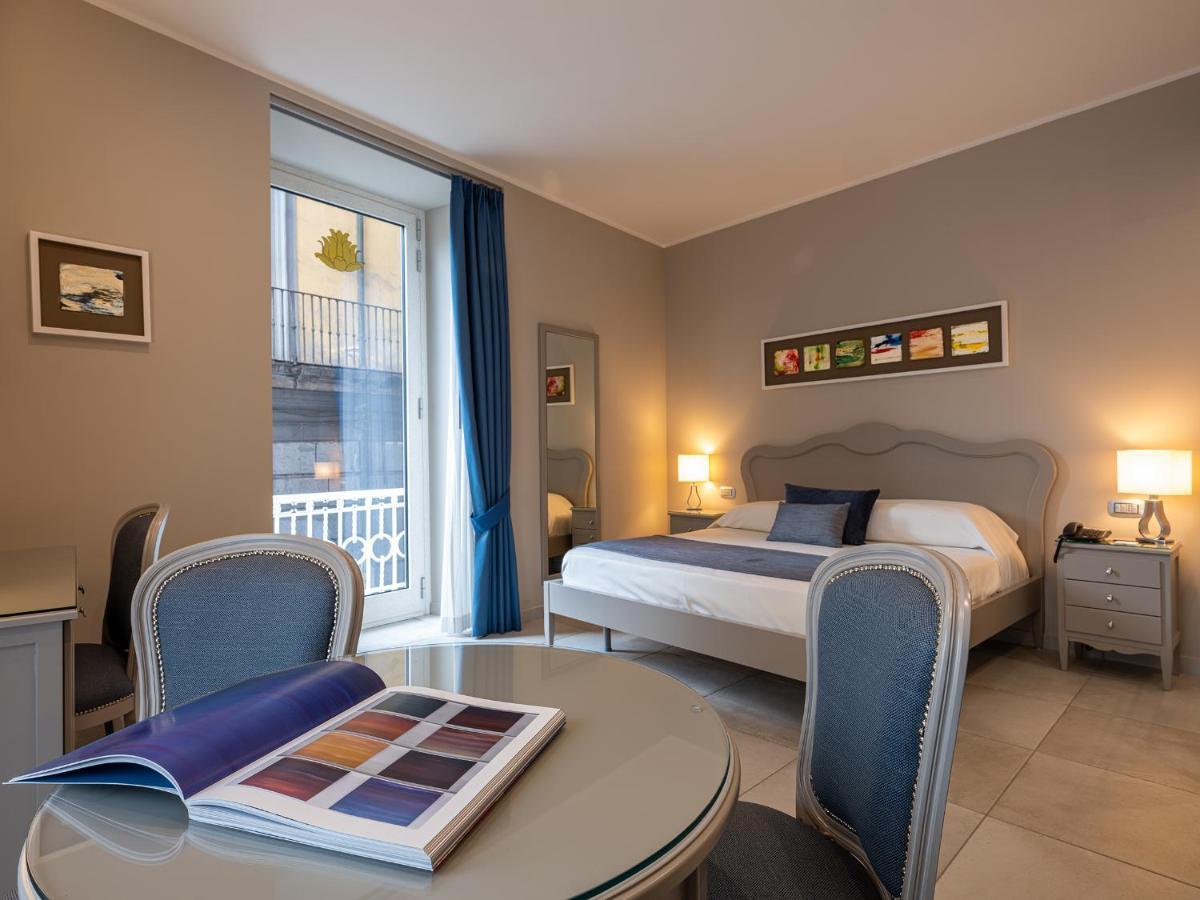 Residenza San Ferdinando Otel Napoli Dış mekan fotoğraf