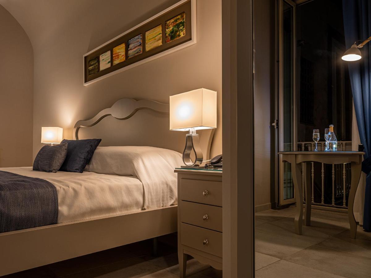 Residenza San Ferdinando Otel Napoli Dış mekan fotoğraf